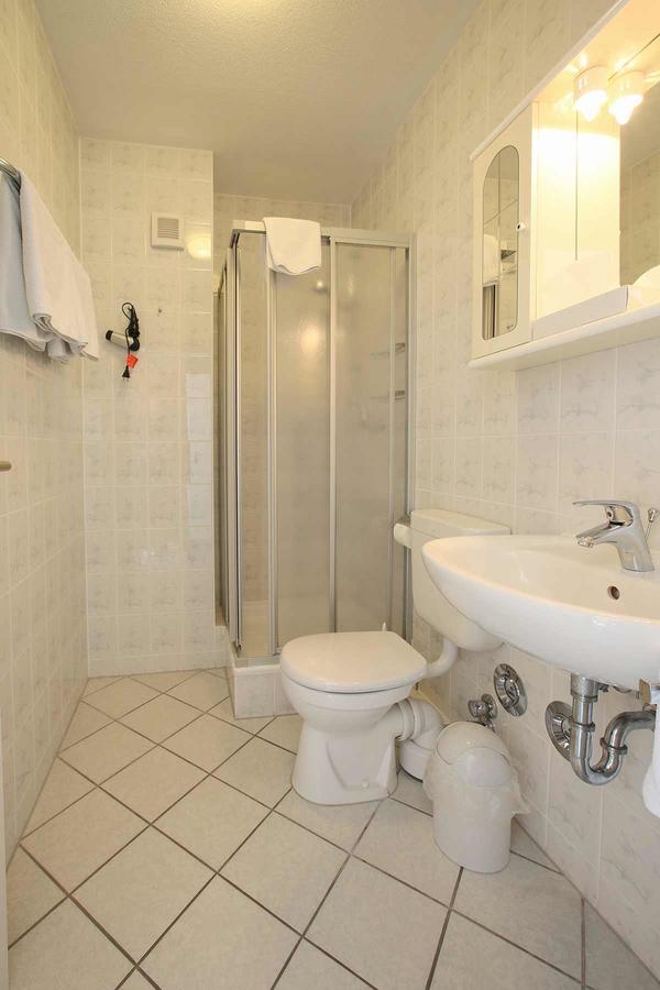 Aparthotel Berlin Bad Nenndorf Exteriör bild