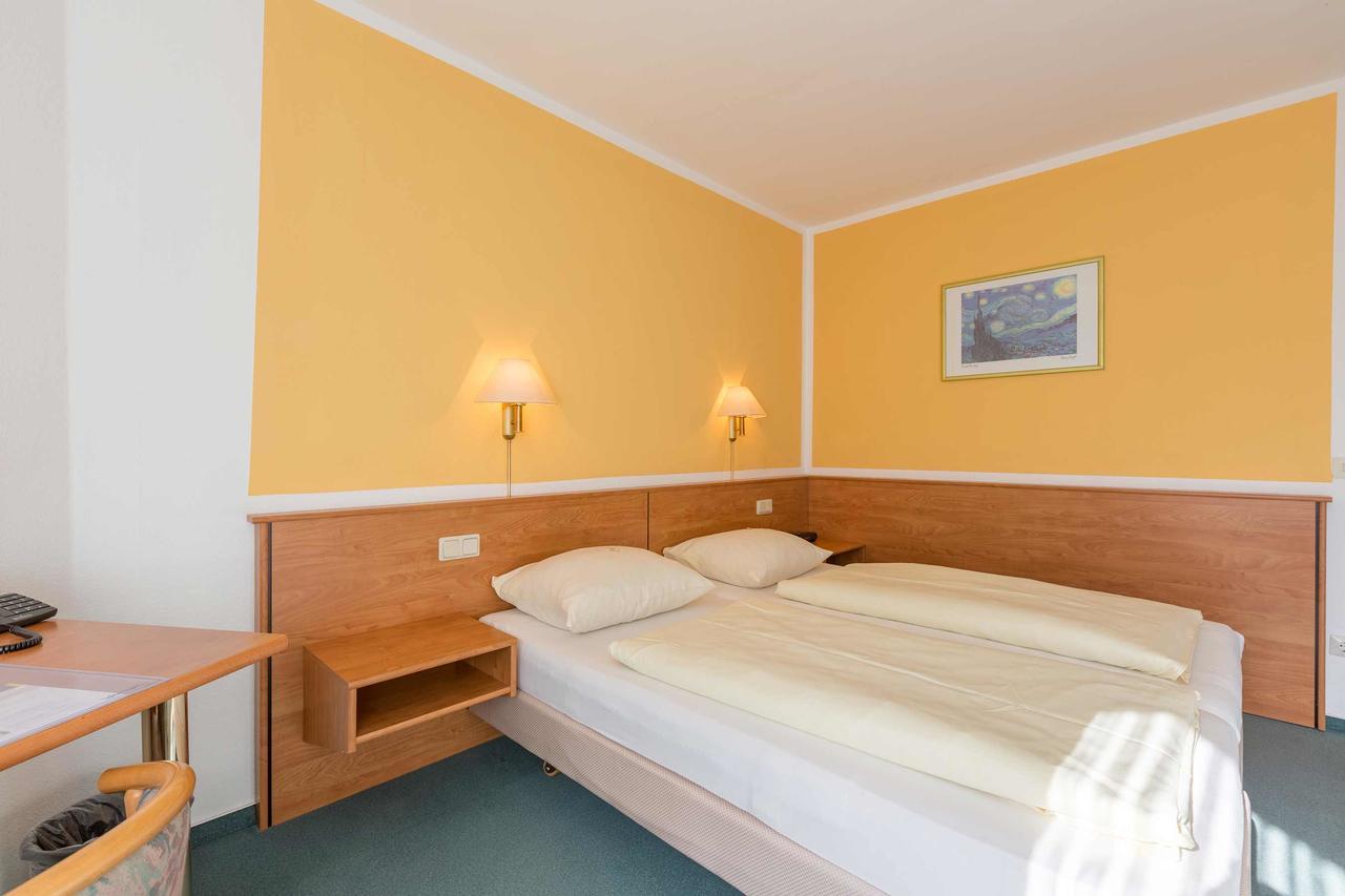 Aparthotel Berlin Bad Nenndorf Exteriör bild