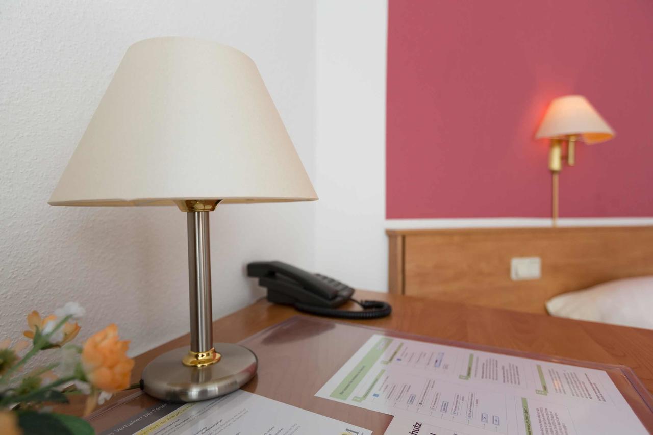Aparthotel Berlin Bad Nenndorf Exteriör bild